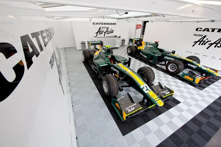 GP2 team garage with two cars