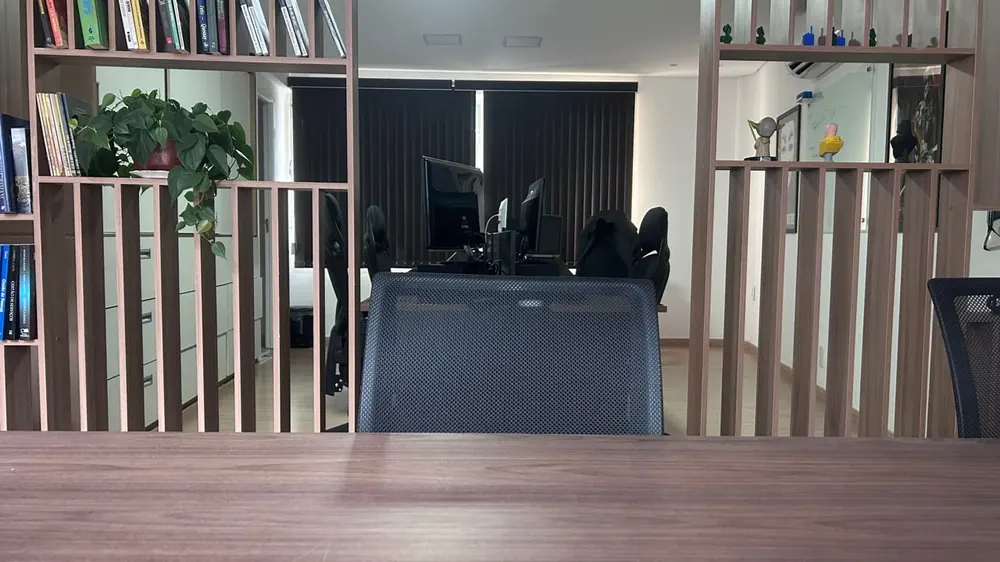 Workstation at Cyber1's current office in Lapa, São Paulo